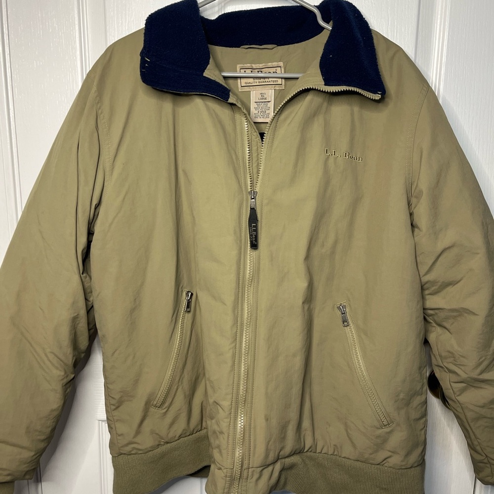 Men’s L.l. Bean vintage zip down jacket.